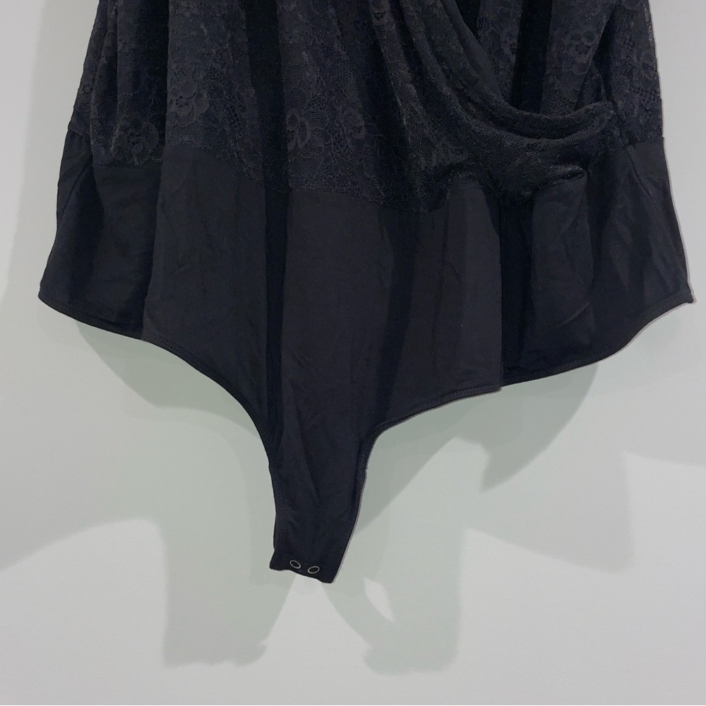 NWT Torrid Surplice Strappy Lace Bodysuit, Black, 5X/28W, Plus Size, Lingerie - Picture 8 of 8